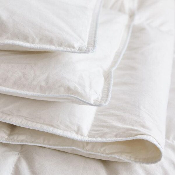 Down duvet double stitched and piped seams Nest by Nature